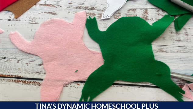 Fun DIY Felt Frog Dissection With Frog Insides Labeled Mess Free (Free Printables)