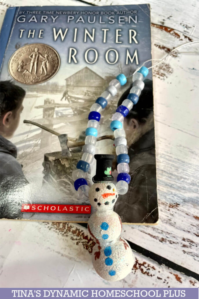 8 Cool Winter Crafts for Middle School | Craft a Snowman Bead Necklace