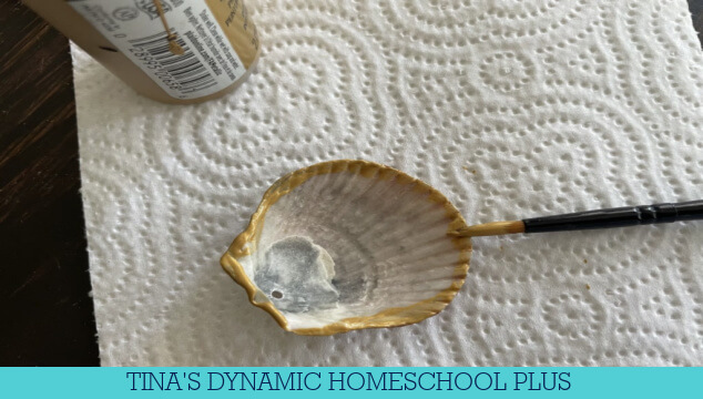 How to Make an Ocean-Inspired Sea Shell Necklace | 8 Summer Beach Crafts