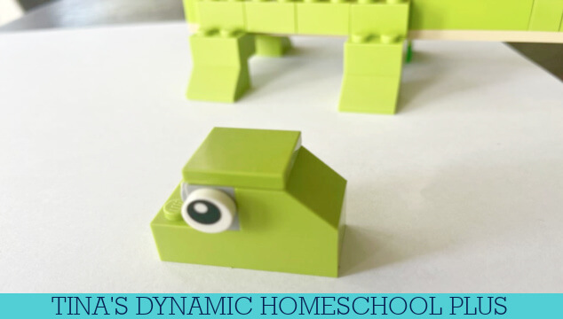 How to Make T.Rex & Stegosaurus Dinosaurs Easy LEGO Builds For Kids