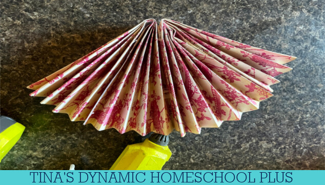 Feudal System In Japan: How To Make A Colorful Fan Craft